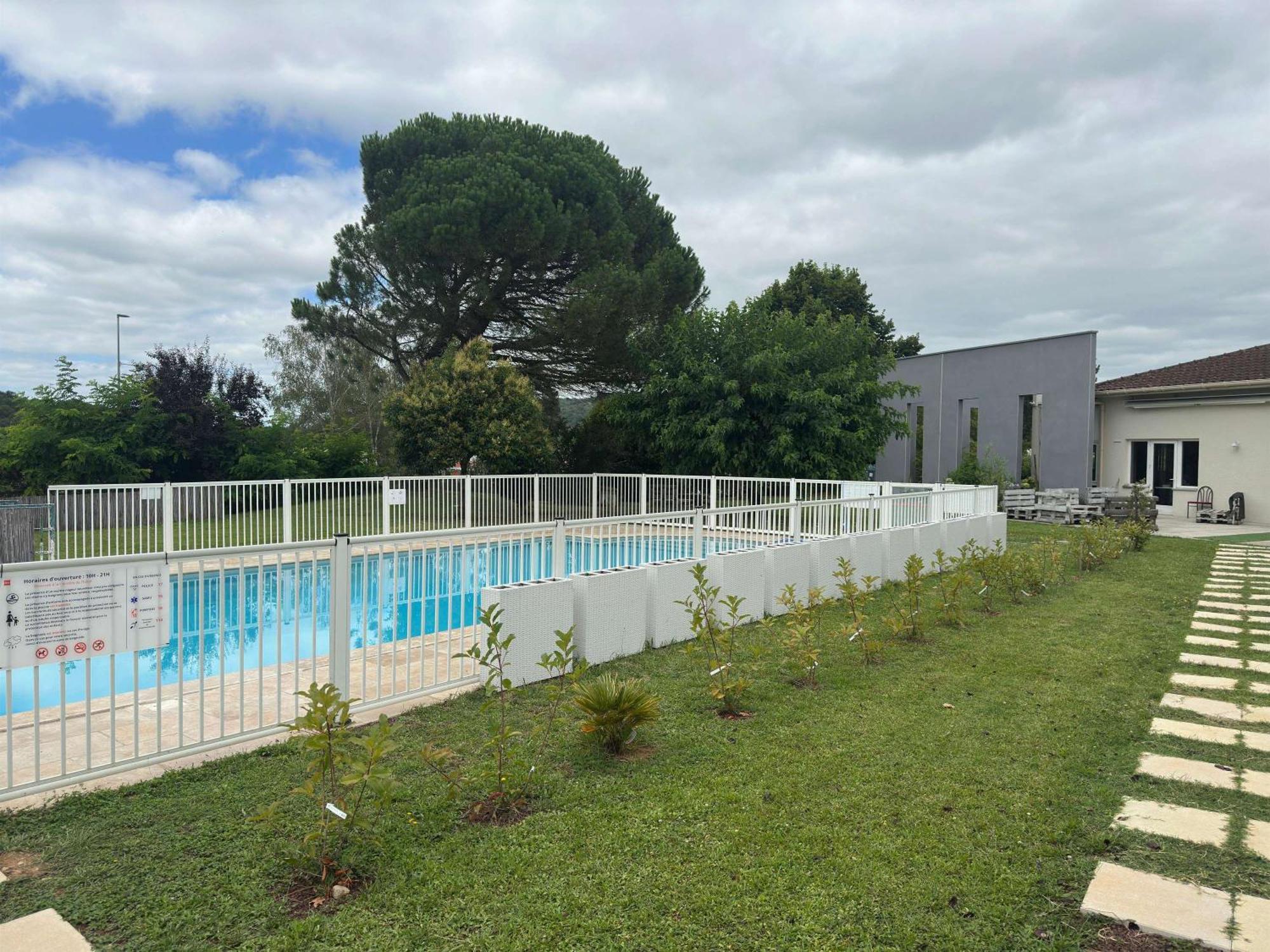 Ibis Cahors Hotel Exterior photo