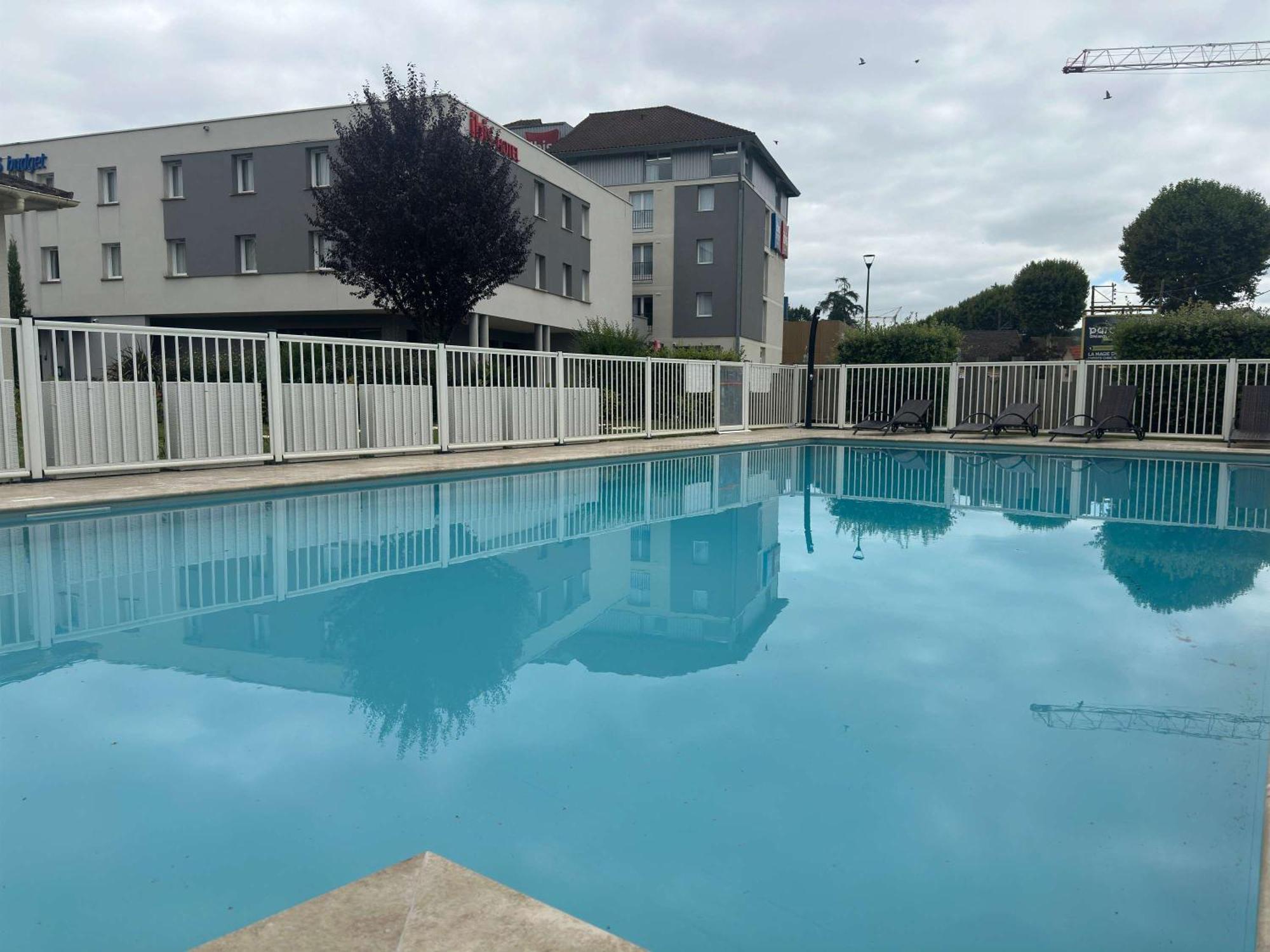 Ibis Cahors Hotel Exterior photo